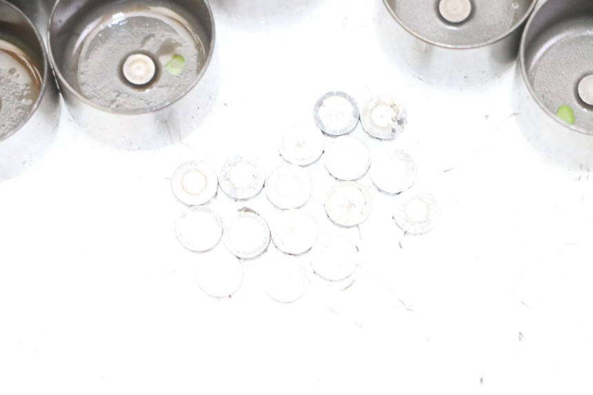 photo de VALVULA MOTOR HONDA CB R 1000 (2018 - 2023) - Vista general del producto