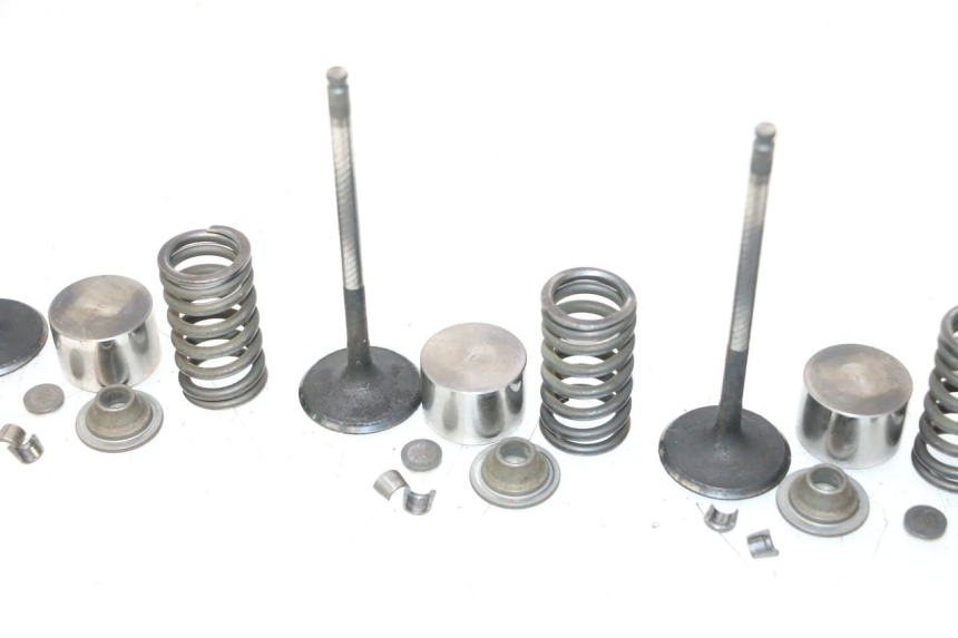 photo de VALVULA MOTOR YAMAHA FJR 1300 (2001 - 2005) - Características distintivas