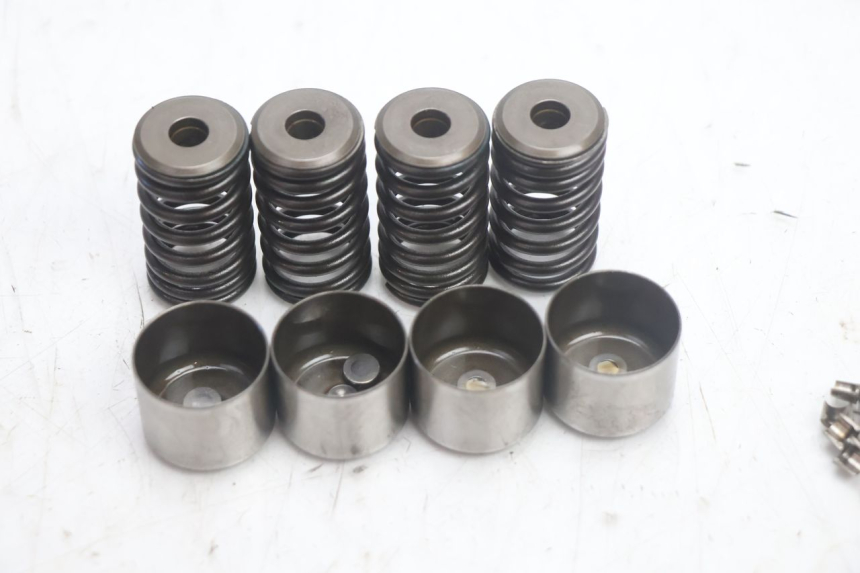 photo de VALVULA MOTOR HONDA FJS SILVER WING SILVERWING 400 (2005 - 2008) - Recambio usado revisado