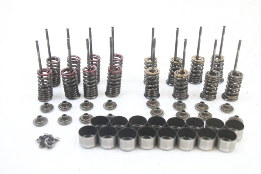 photo de VALVULA MOTOR YAMAHA FZ6 FAZER S2 600 (2007 - 2011) - Detalle de la pieza