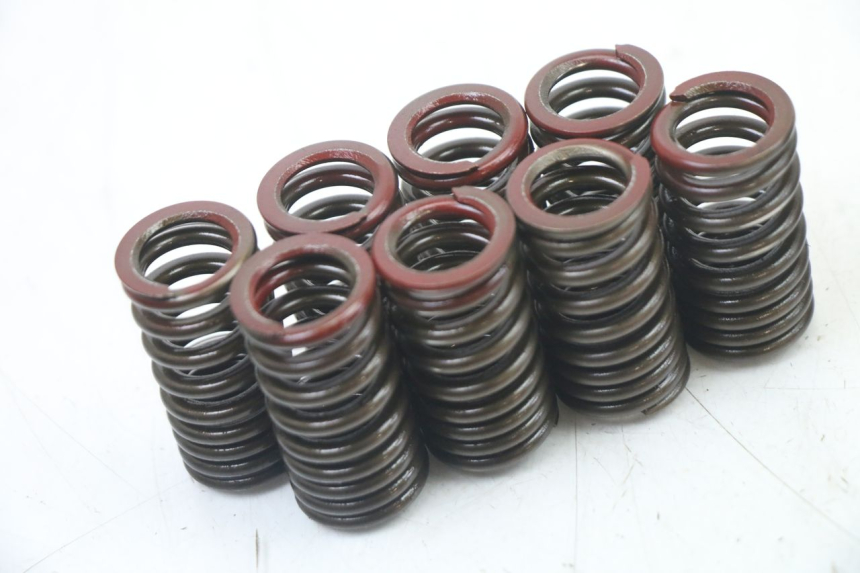 photo de VALVULA MOTOR YAMAHA FZ6 FAZER S2 600 (2007 - 2011) - Detalles de los puntos de fijación