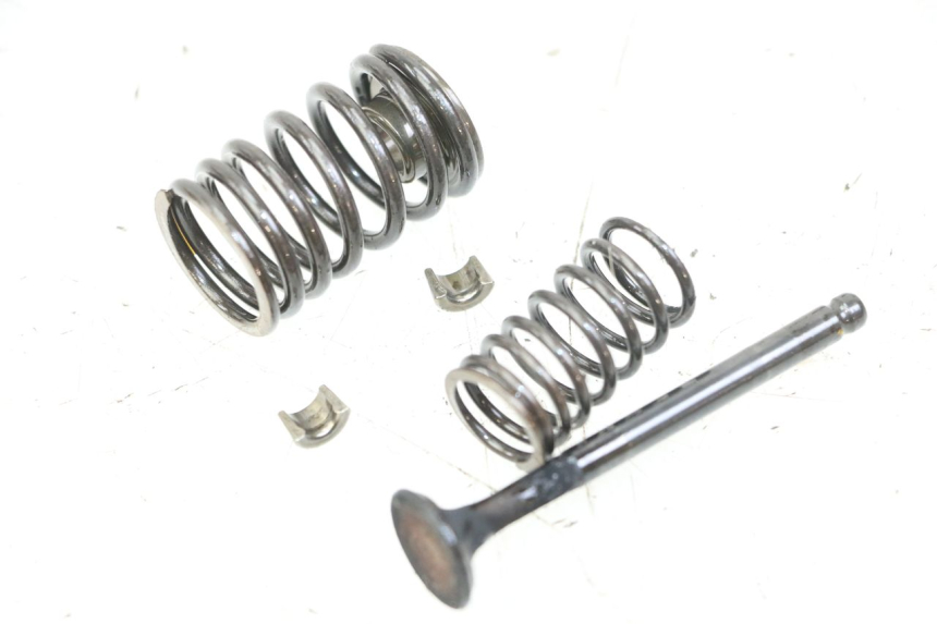 photo de VALVULA MOTOR KYMCO AGILITY 4T 50 (2018 - 2022) - Vista principal