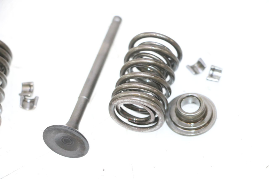 photo de VALVULA MOTOR JM MOTORS OLDIES 4T 50 (2010 - 2020) - Vista general del producto