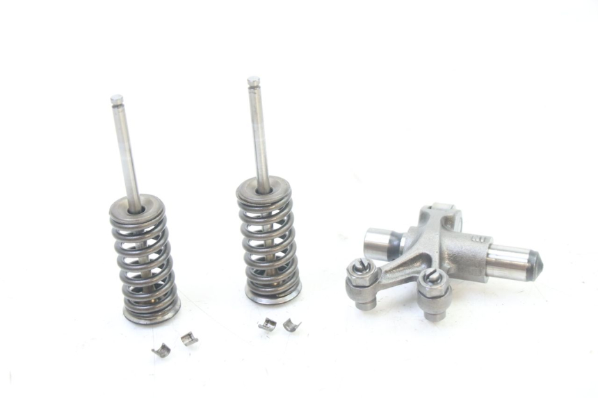 photo de VALVULA MOTOR PEUGEOT SATELIS 125 (2013 - 2018) - Zoom estado de uso