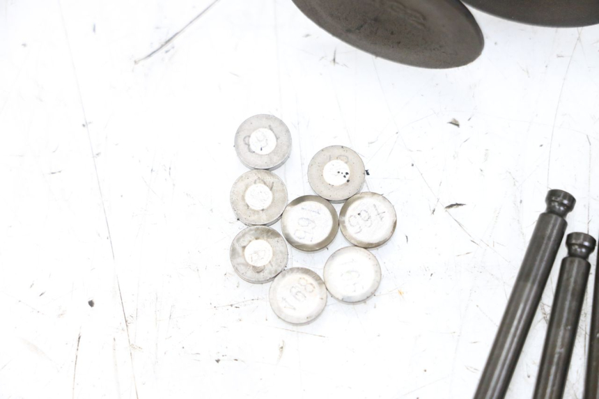 photo de VALVULA MOTOR SUZUKI GSR 750 (2011 - 2017) - Vista general del producto