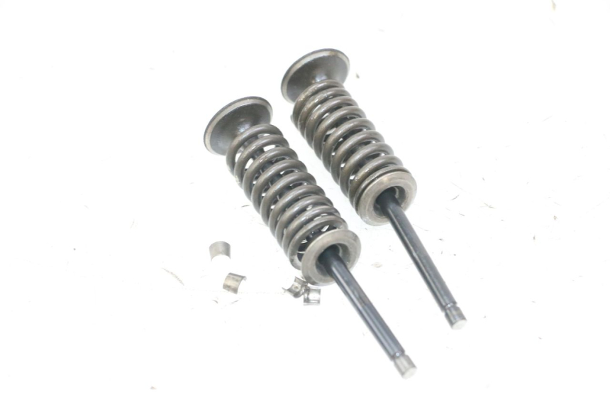 photo de VALVULA MOTOR PIAGGIO VESPA GRANTURISMO 200 (2004 - 2005) - Vista general del producto