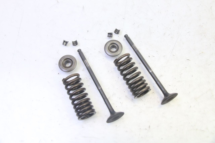 photo de VALVULA MOTOR YAMAHA X-MAX XMAX 125 (2010 - 2013) - Vista principal