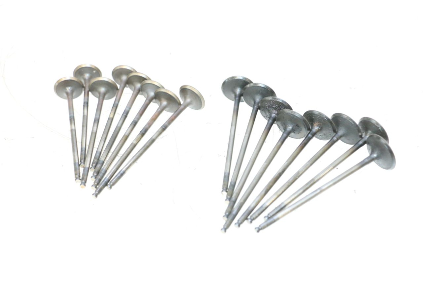 photo de VALVULA MOTOR YAMAHA XJ6 600 (2008 - 2016) - Detalle de la pieza