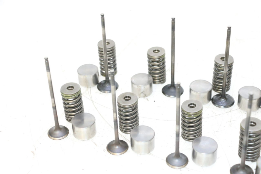 photo de VALVULA MOTOR YAMAHA XJ6 600 (2008 - 2016) - Zoom calidad de ocasión