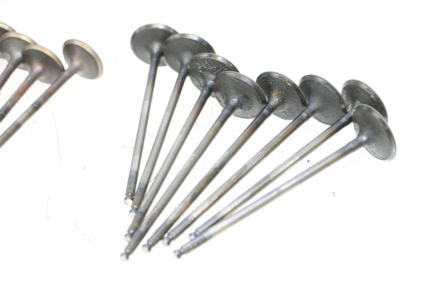 photo de VALVULA MOTOR YAMAHA XJ6 600 (2008 - 2016) - Otra perspectiva