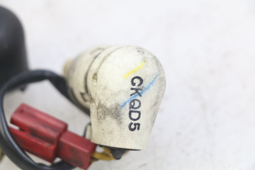 photo de ARRANQUE AUTOMÁTICO SUZUKI BURGMAN 650 (2002 - 2004) - Primer plano técnico