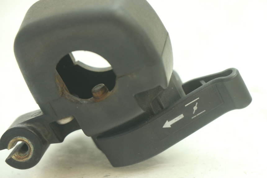 photo de STARTER YAMAHA WAVE RUNNER GP R 1200 (2000 - 2003) - Detalle de la pieza