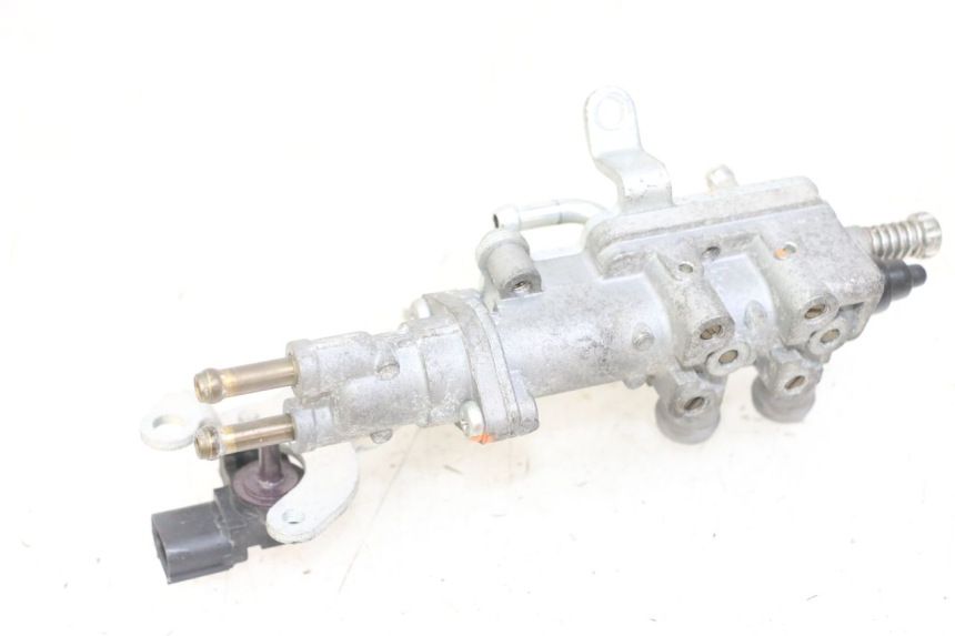 photo de STARTER YAMAHA XJ6 ABS 600 (2008 - 2016) - Detalle de la pieza