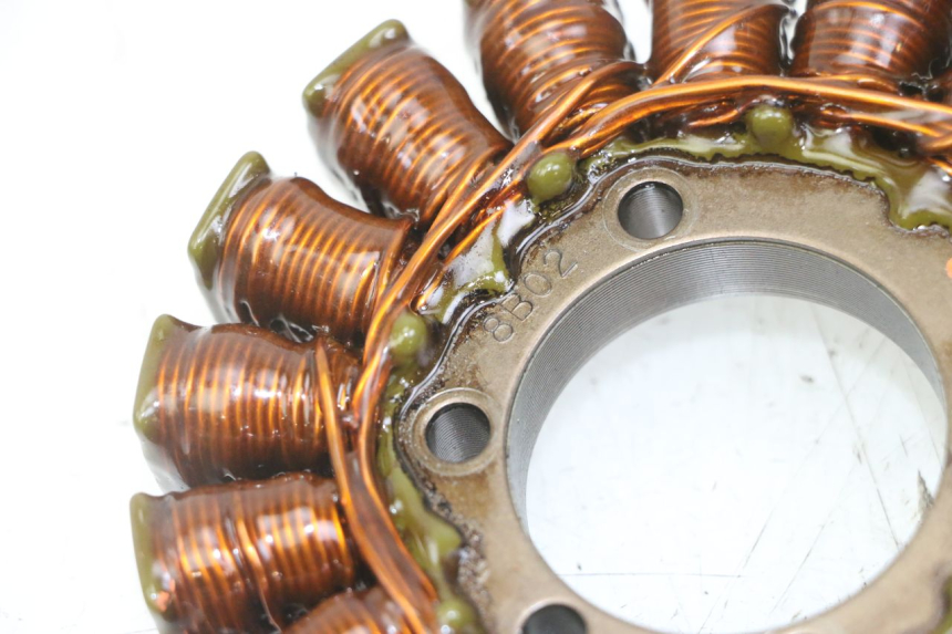 photo de STATOR HONDA CB R 1000 (2018 - 2023) - Otra perspectiva