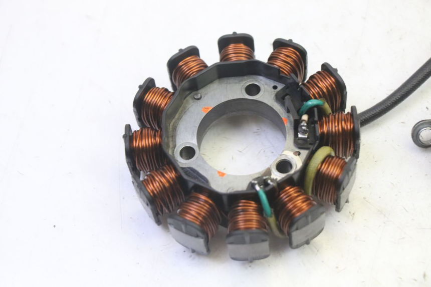 photo de STATOR HONDA CBF 125 (2009 - 2015) - Primer plano técnico