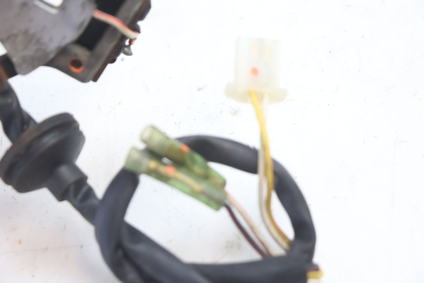 photo de STATOR MBK EVOLIS 80 (1993 - 1999) - Detalles de los puntos de fijación