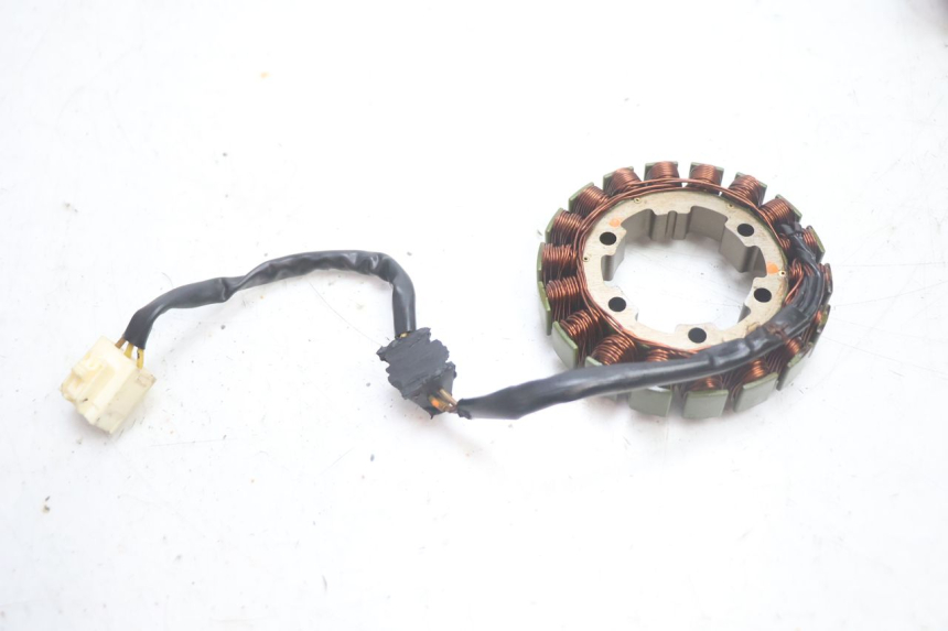 photo de STATOR HONDA FJS SILVER WING SILVERWING 400 (2005 - 2008) - Zoom estado de uso