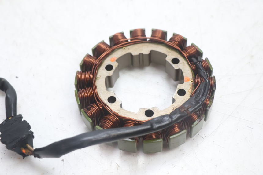 photo de STATOR HONDA FJS SILVER WING SILVERWING 400 (2005 - 2008) - Otra perspectiva