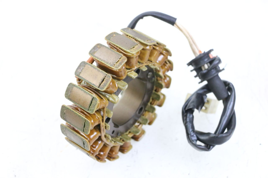 photo de STATOR YAMAHA FZ6 FAZER S2 600 (2007 - 2011) - Otra perspectiva