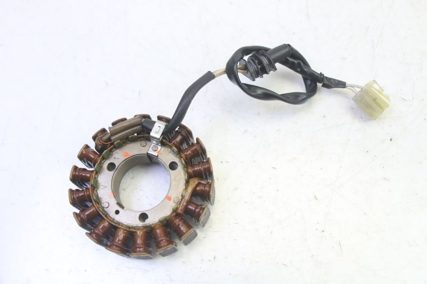 photo de STATOR YAMAHA FZ6 N FAZER 600 (2004 - 2006) - Vista principal