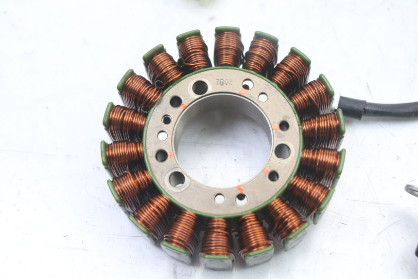 photo de STATOR KYMCO XCITING 500 (2007 - 2010) - Detalle de la pieza