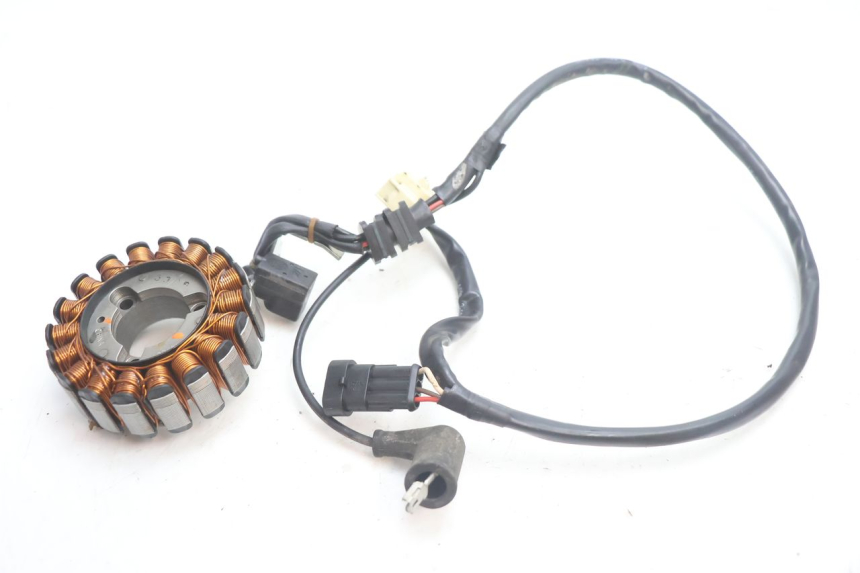 photo de STATOR PIAGGIO MP3 LT 300 (2010 - 2016) - Otra perspectiva