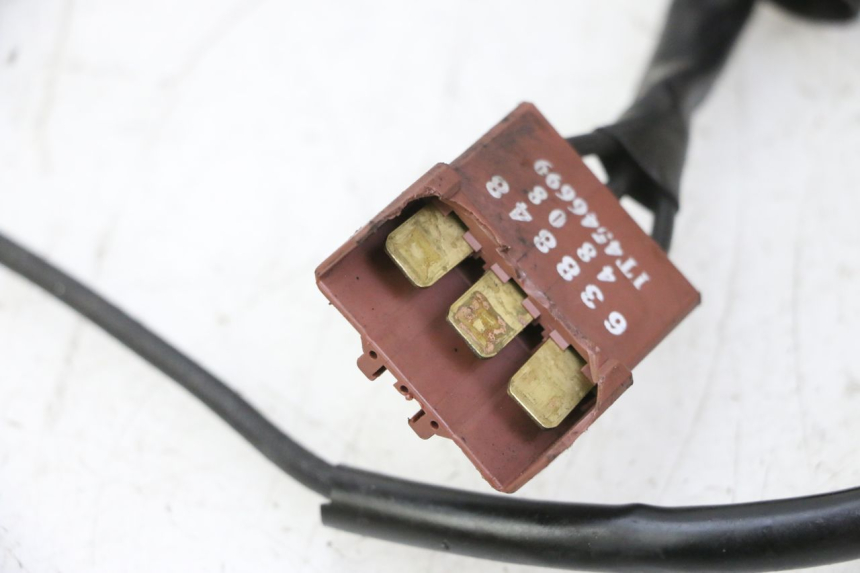 photo de ESTATOR PIAGGIO MP3 RL 250 (2006 - 2010) - Características distintivas