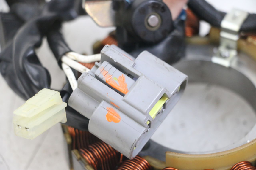 photo de ESTATOR YAMAHA MT-07 MT07 ABS 700 (2014 - 2017) - Recambio usado revisado