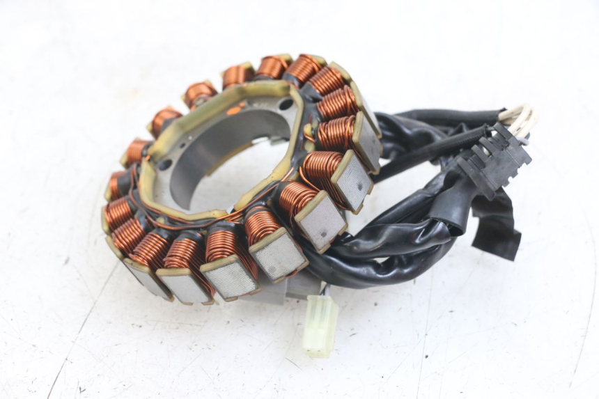 photo de ESTATOR YAMAHA MT-07 MT07 ABS 700 (2014 - 2017) - Marcados y referencias originales