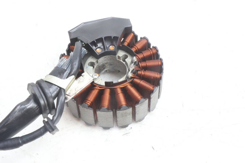 photo de STATOR YAMAHA N-MAX NMAX 125 (2021 - 2024) - Vista general del producto