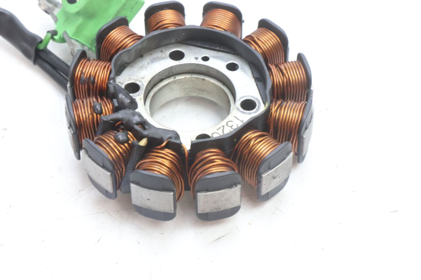 photo de STATOR PIAGGIO NEW TYPHOON 50 (2018 - 2021) - Primer plano técnico