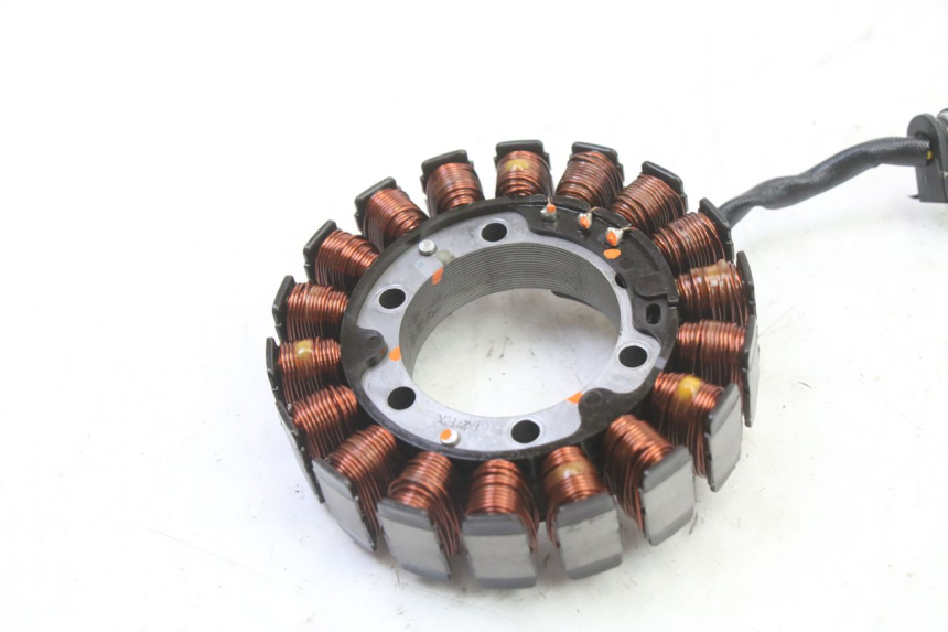 photo de STATOR HONDA NTV DEAUVILLE 650 (2001 - 2006) - Detalle de la pieza