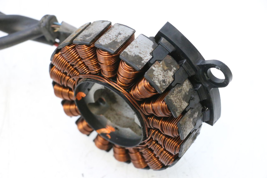 photo de STATOR HONDA PCX (JF57/JF64) 125 (2014 - 2018) - Zoom estado de uso