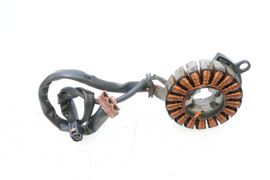 photo de STATOR HONDA PCX (JF57/JF64) 125 (2014 - 2018) - Otra perspectiva