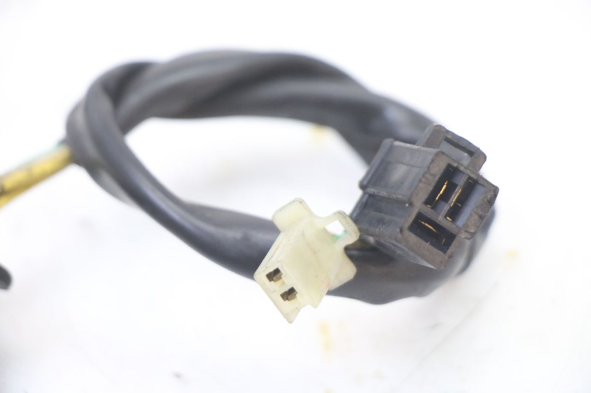 photo de STATOR SUZUKI BURGMAN 125 (2015 - 2017) - Detalles de los puntos de fijación