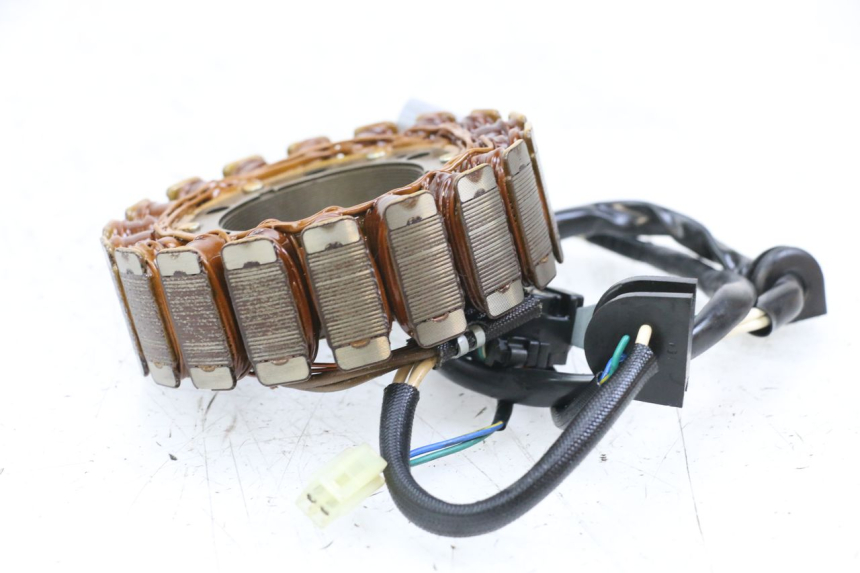 photo de STATOR YAMAHA TDM ABS 900 (2002 - 2014) - Otra perspectiva