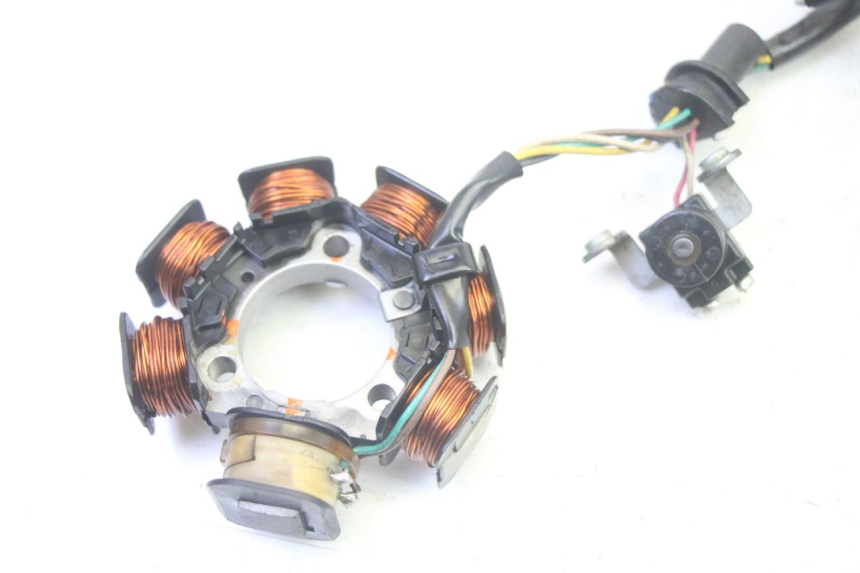 photo de STATOR YAMAHA TTR 125 (2000 - 2020) - Detalle de la pieza