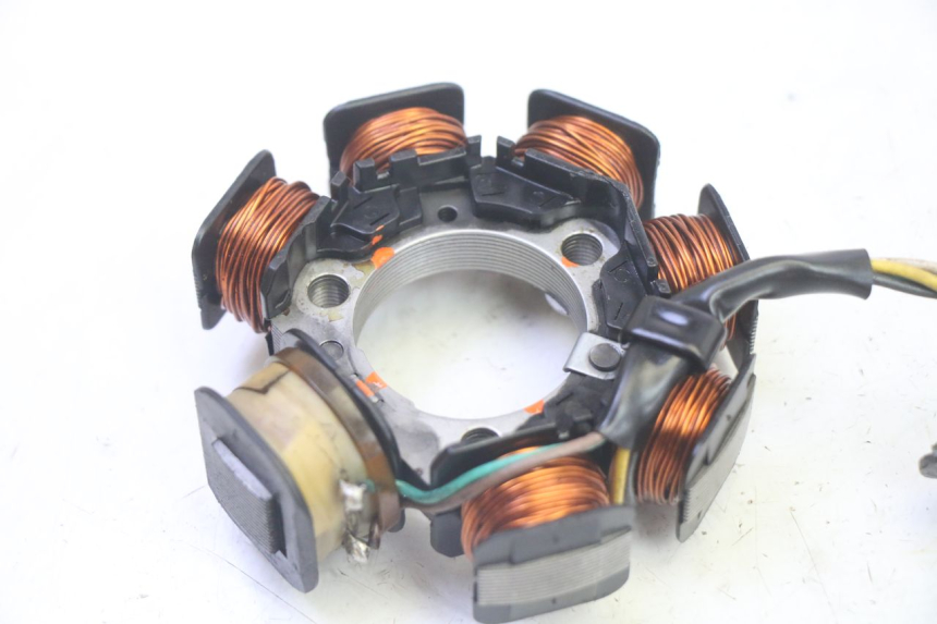 photo de STATOR YAMAHA TTR 125 (2000 - 2020) - Zoom estado de uso