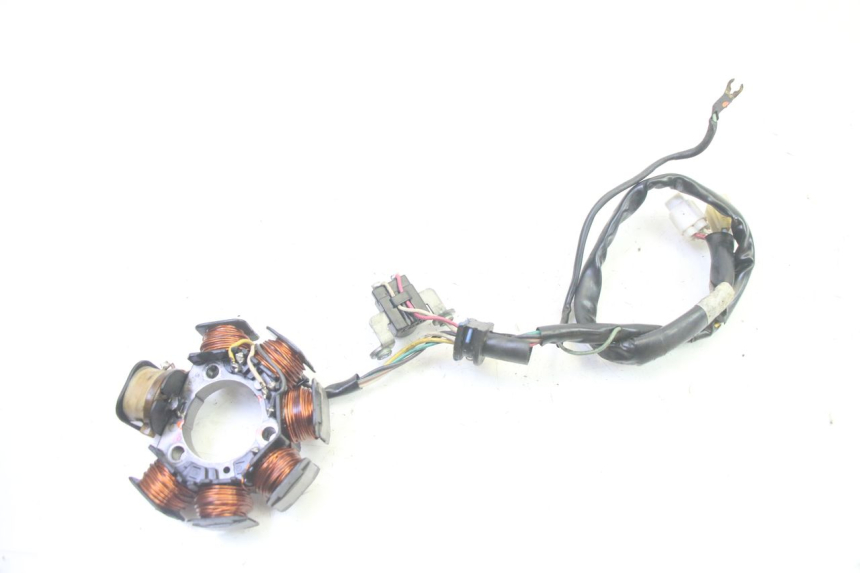 photo de STATOR YAMAHA TTR 125 (2000 - 2020) - Primer plano técnico