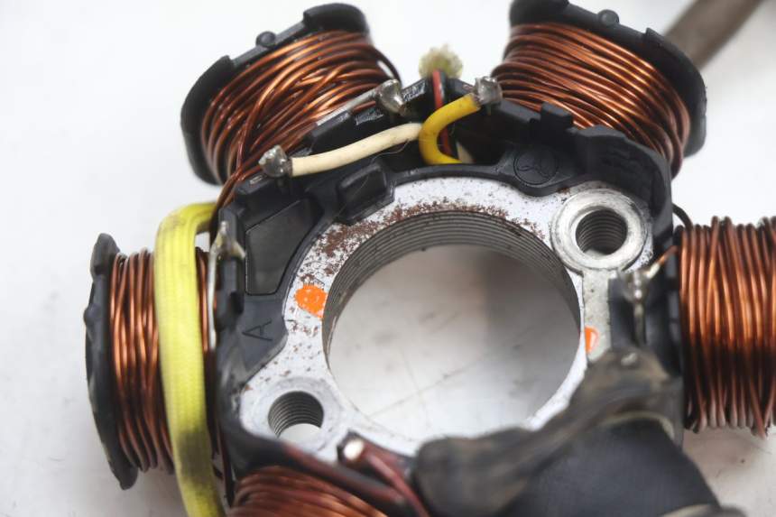 photo de STATOR PEUGEOT VIVACITY 50 (1998 - 2003) - Detalle de la pieza