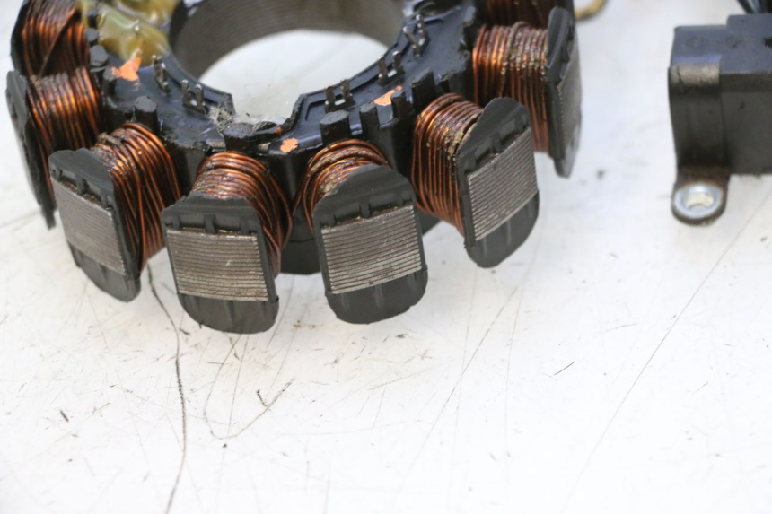 photo de STATOR YAMAHA WAVE RUNNER GP R 1200 (2000 - 2003) - Zoom estado de uso