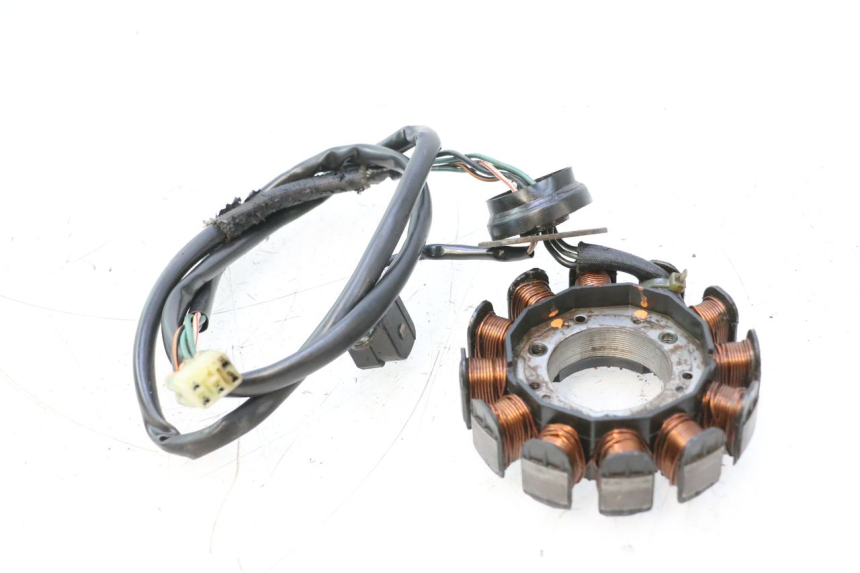 photo de STATOR YAMAHA WAVE RUNNER GP R 1200 (2000 - 2003) - Detalles de los puntos de fijación