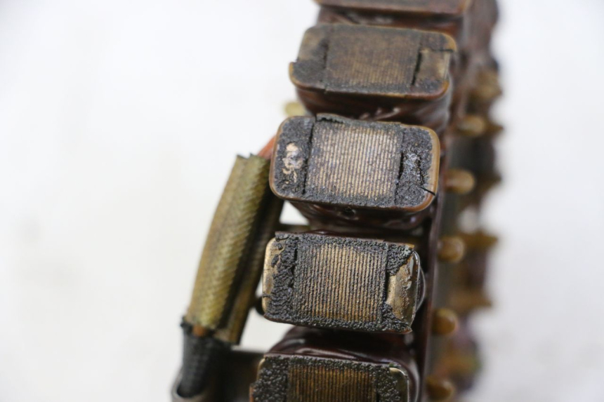 photo de STATOR YAMAHA X-MAX XMAX 125 (2010 - 2013) - Primer plano técnico