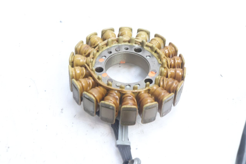 photo de STATOR YAMAHA X-MAX XMAX 125 (2010 - 2013) - Primer plano técnico