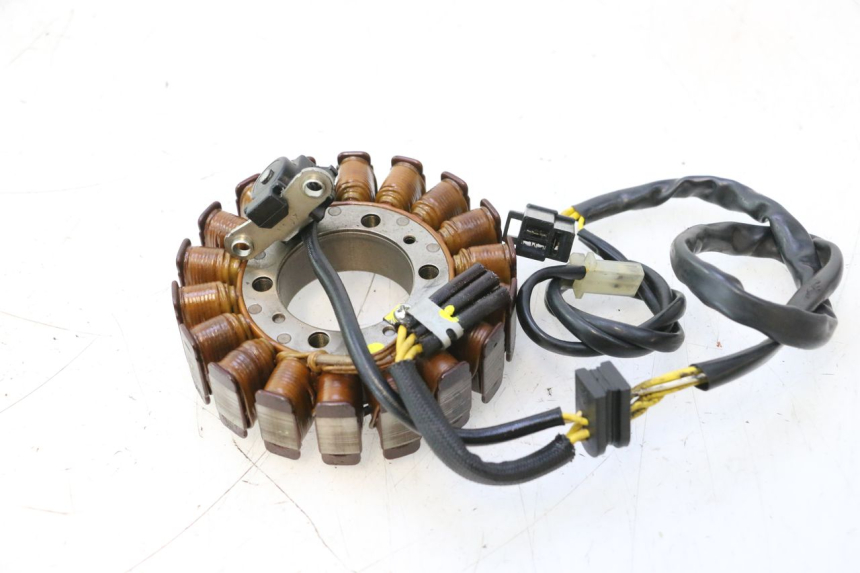 photo de STATOR HONDA XLV VARADERO 125 (2007 - 2012) - Primer plano técnico