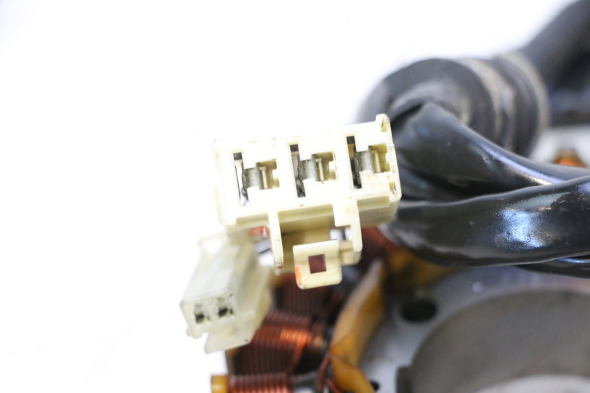 photo de STATOR YAMAHA XP T-MAX TMAX ABS 530 (2012 - 2015) - Estado de la superficie y material