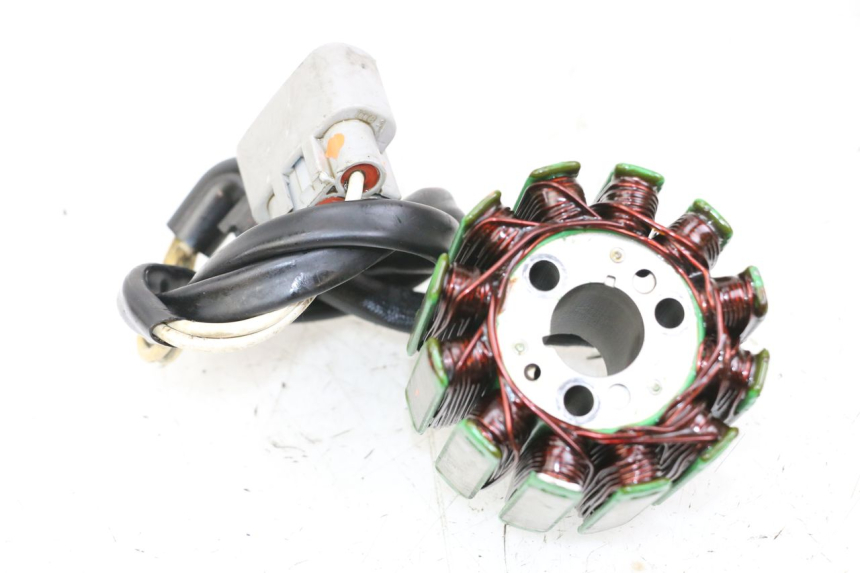 photo de STATOR YAMAHA FZ1 FAZER 1000 (2007 - 2009) - Detalle de la pieza