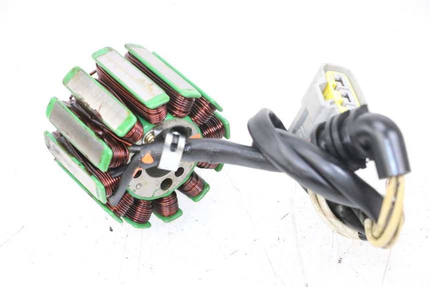 photo de STATOR YAMAHA FZ1 FAZER 1000 (2007 - 2009) - Otra perspectiva