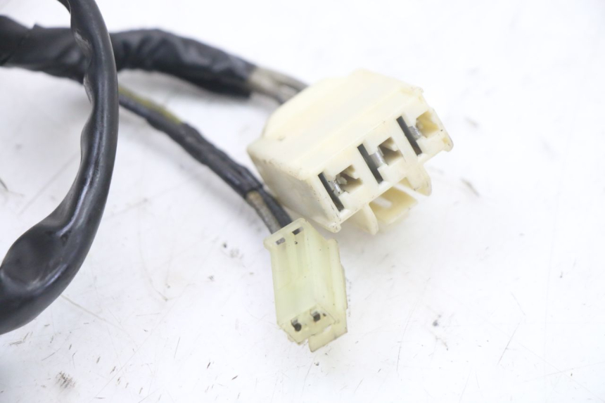 photo de STATOR YAMAHA FZS FAZER 600 (2001 - 2003) - Otra perspectiva