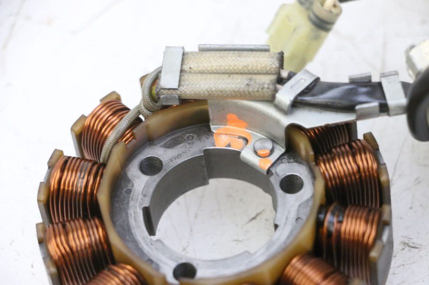 photo de STATOR YAMAHA YZ-F YZF 250 (2014 - 2018) - Detalles de los puntos de fijación